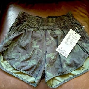 Lululemon tracker short